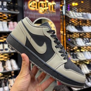 نایک ایر جردن ۱ بدون ساق خاکستری زیتونی Nike Air Jordan 1 Low olive grey